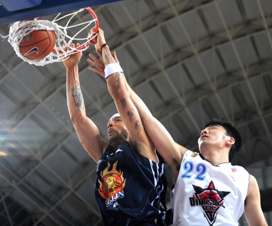 主场上座率 主场上座率